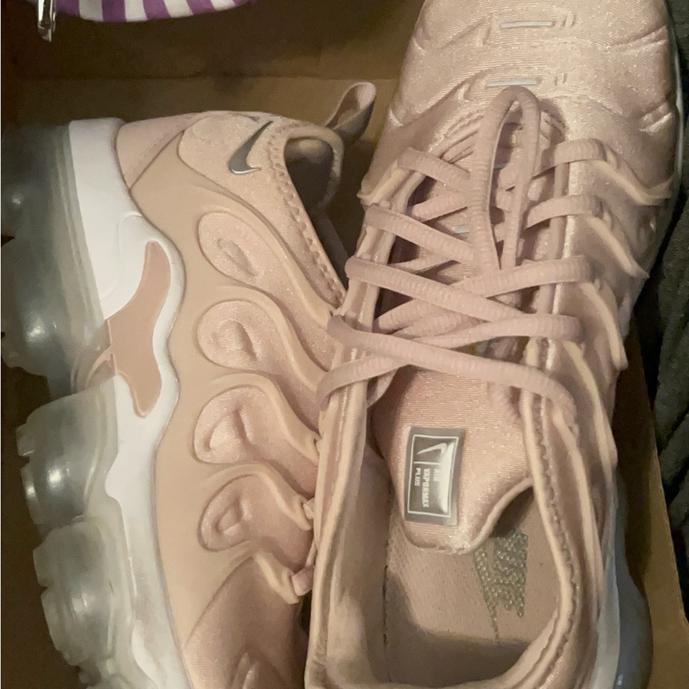 Nike Pink VaporMax Plus Sneakers